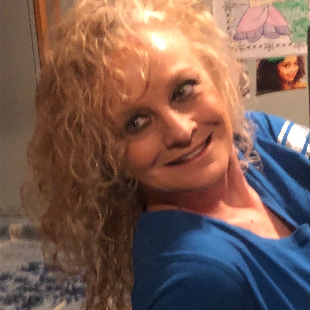 Meet your Posher, Heidi
